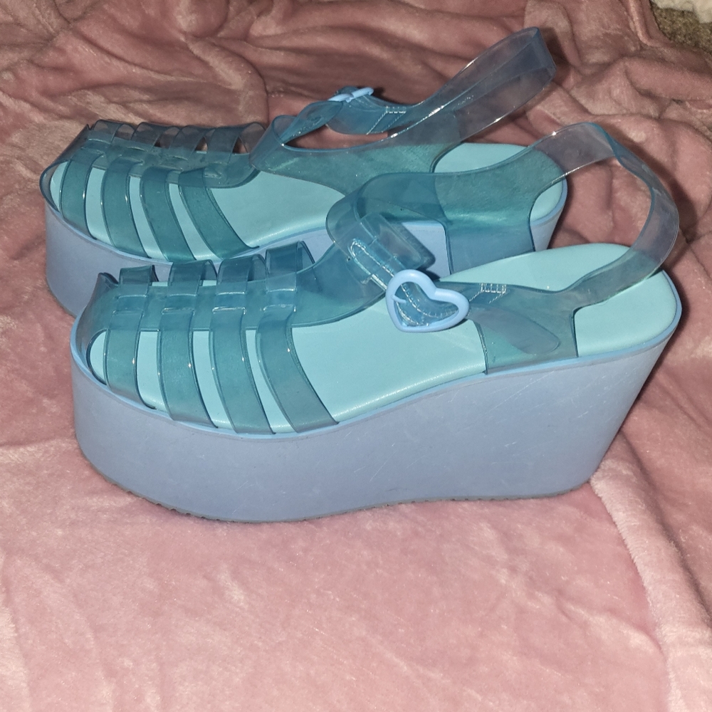 Sugar Thrillz platform jellys size 9 in light blue never worn